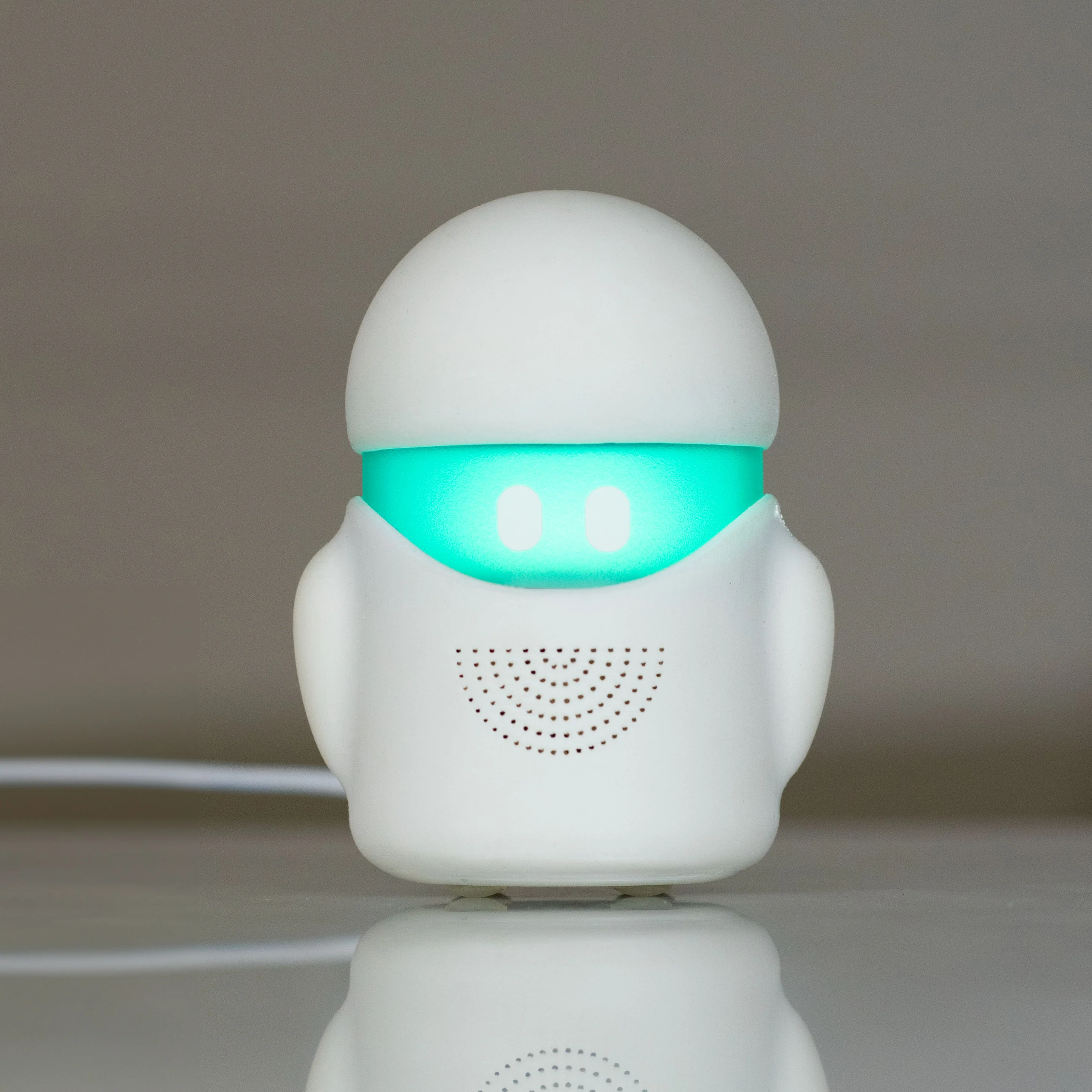 Glomi · Kids' communication device